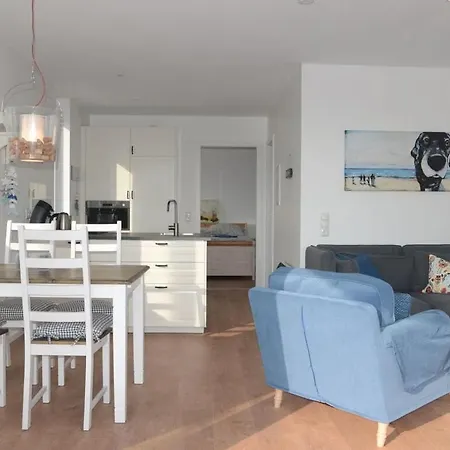 Houseboat Ostseekind